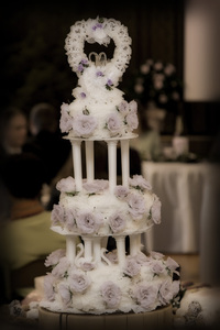 Close up of our beautiful, tasty wedding cake!